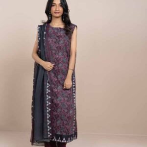 Alkaram Studio – Luxury Digital Printed Lawn 3-Piece Collection 2025